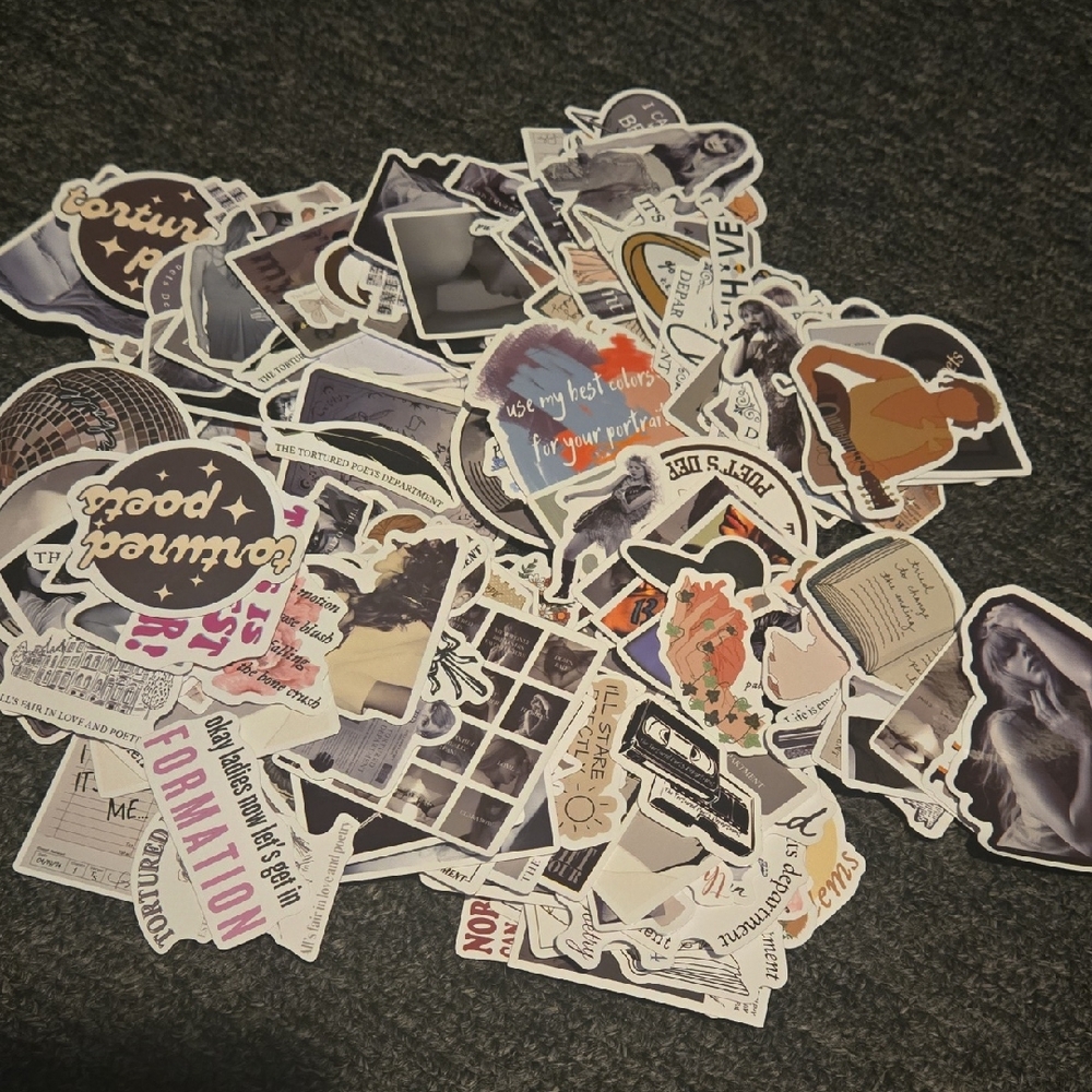 240 Piece Set Of Tayor Swift Stickers